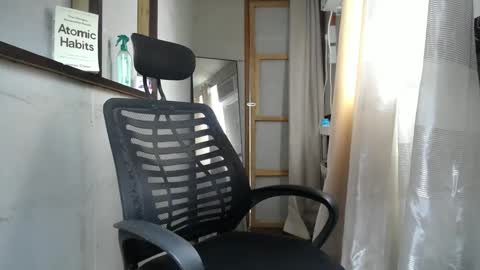 Snapshot of urasiantserika chatting on December 28, 2:33 am Erika online show from December 28, 2:33 am