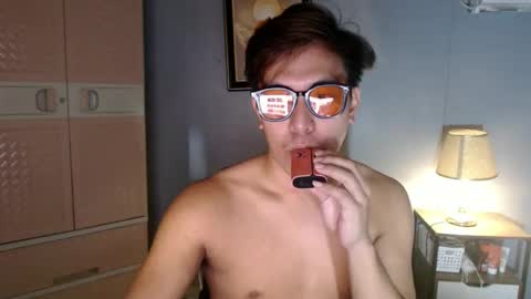 urasianwanker online show from November 9, 7:06 am