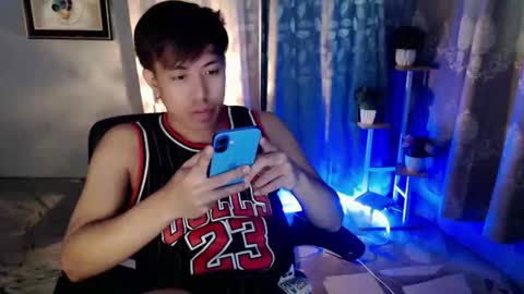 urasianwanker online show from April 28, 3:06 pm