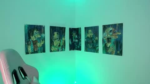 Snapshot of urbaby6irl chatting on February 10, 1:46 am Danielle online show from February 10, 1:46 am