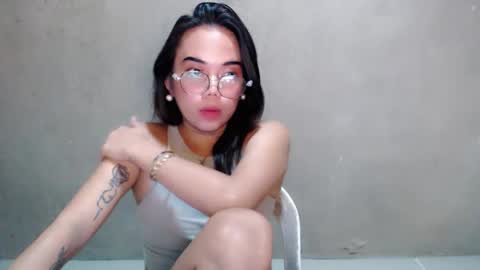 urbabydollx16 online show from June 2, 7:38 pm