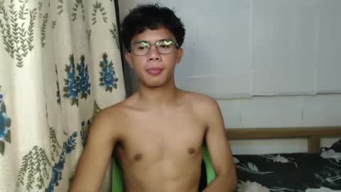 Snapshot of urbbyjosh chatting on December 23, 3:01 pm joshua online show from December 23, 3:01 pm
