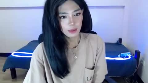 Snapshot of urbeautifulalexa chatting on March 24, 7:02 am Miss alexa online show from March 24, 7:02 am