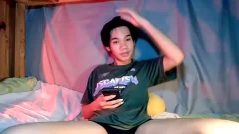 urboytoyheaven online show from July 8, 1:43 am