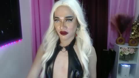 KENDALL online show from October 11, 4:38 pm