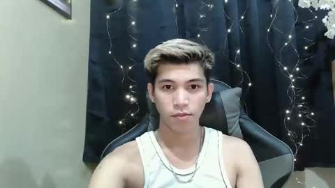 ASIANBBYBOY online show from September 17, 12:40 pm