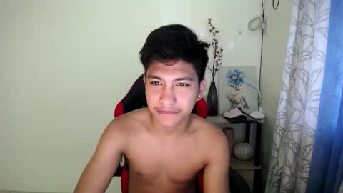 Snapshot of urcuteguy_jhonx chatting on October 13, 3:50 am Dannie online show from October 13, 3:50 am