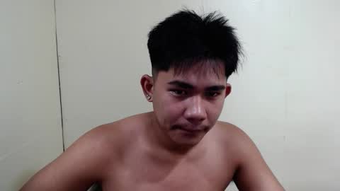 Snapshot of urcutie_asianboy chatting on September 23, 7:00 am KEN online show from September 23, 7:00 am