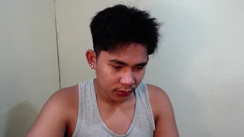 Snapshot of urcutie_asianboy chatting on October 2, 7:48 am KEN online show from October 2, 7:48 am