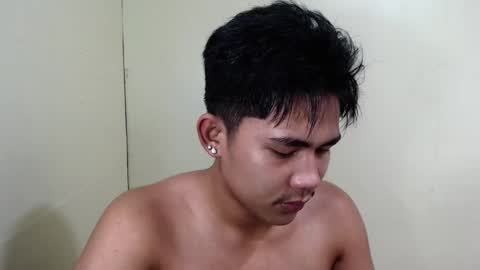 Snapshot of urcutie_asianboy chatting on October 8, 6:55 am KEN online show from October 8, 6:55 am