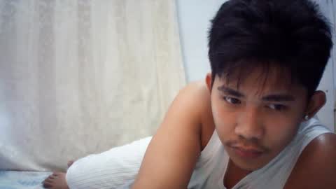 Snapshot of urcutie_asianboy chatting on December 4, 4:59 pm KEN online show from December 4, 4:59 pm