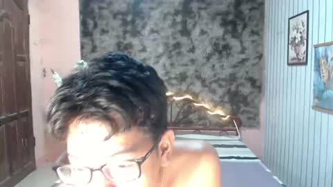 Snapshot of urdreamboy_doms chatting on July 27, 4:30 am urdreamboy_doms online show from July 27, 4:30 am