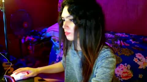 Snapshot of urdreamfilipina chatting on December 8, 9:13 am urdreamfilipina online show from December 8, 9:13 am