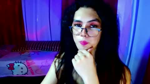 Snapshot of urdreamfilipina chatting on December 22, 6:39 am urdreamfilipina online show from December 22, 6:39 am