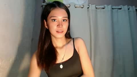 Snapshot of urdreamgirl_stephanie chatting on June 11, 10:35 am stephanie online show from June 11, 10:35 am
