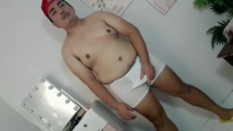 ure_fattytoy143 online show from June 7, 4:38 am