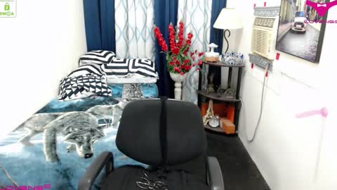 Milka online show from December 18, 4:02 pm