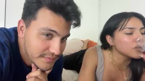 urfavcouple_ online show from February 6, 6:40 am