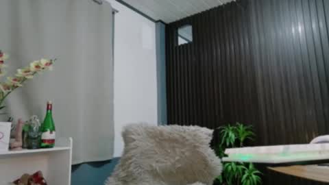 Snapshot of urfave_bbgirl chatting on November 28, 2:31 pm urfave_bbgirl online show from November 28, 2:31 pm