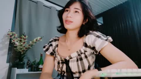 Snapshot of urfave_bbgirl chatting on December 5, 9:51 am urfave_bbgirl online show from December 5, 9:51 am