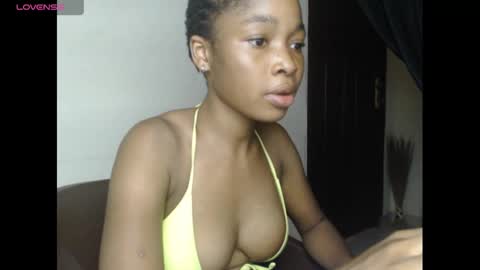 urflirtydoll online show from January 4, 9:41 pm