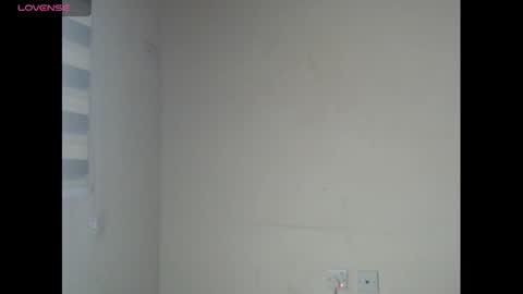 urflirtydoll online show from January 5, 3:43 am