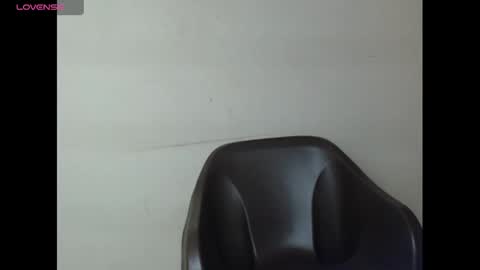 urflirtydoll online show from January 10, 9:20 pm