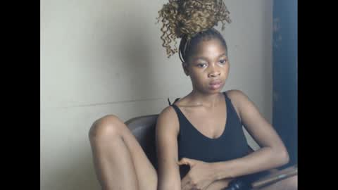 urflirtydoll online show from January 21, 8:32 pm