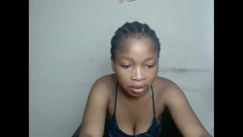 urflirtydoll online show from February 11, 7:48 pm