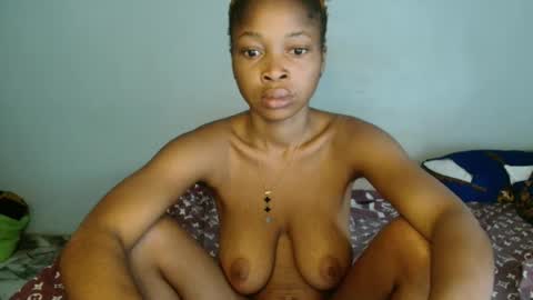 Snapshot of urflirtydoll chatting on April 12, 8:30 am urflirtydoll online show from April 12, 8:30 am