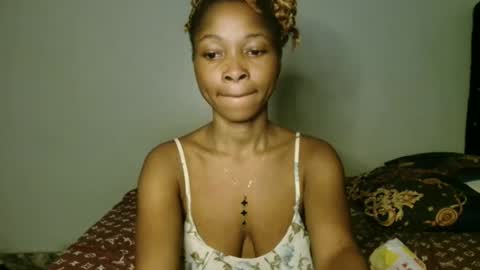 Snapshot of urflirtydoll chatting on April 15, 6:04 pm urflirtydoll online show from April 15, 6:04 pm