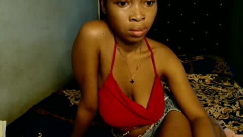 Snapshot of urflirtydoll chatting on June 4, 3:51 pm urflirtydoll online show from June 4, 3:51 pm