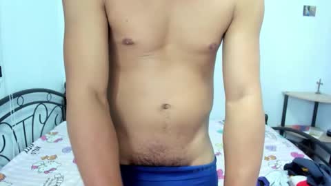 urfucker_vinz online show from June 10, 1:32 pm
