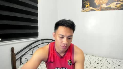 urfucker_vinz online show from July 7, 12:20 pm