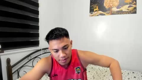 urfucker_vinz online show from July 25, 12:47 pm