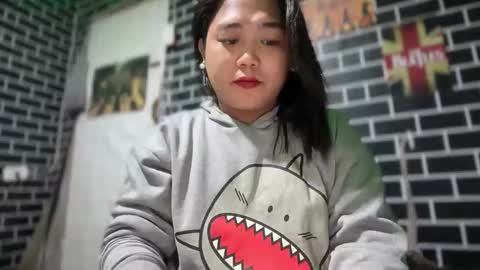 Dimple online show from March 22, 6:11 pm