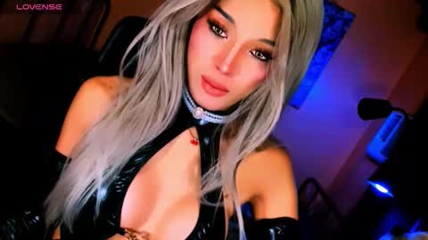 My bella 3 online show from February 8, 10:57 pm