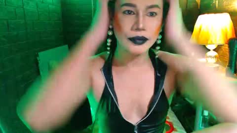 queen norelle online show from November 16, 7:41 pm