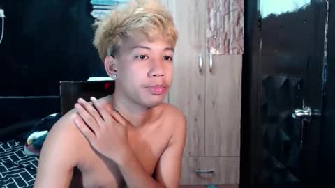 urhardfucker_joseph online show from May 20, 3:45 am