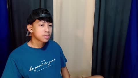 urhardfucker_joseph online show from May 31, 11:50 am