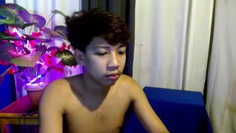 urhardfucker_joseph online show from June 28, 12:33 pm