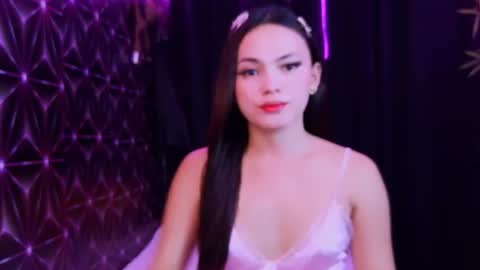urhot_maxine online show from July 22, 8:17 am