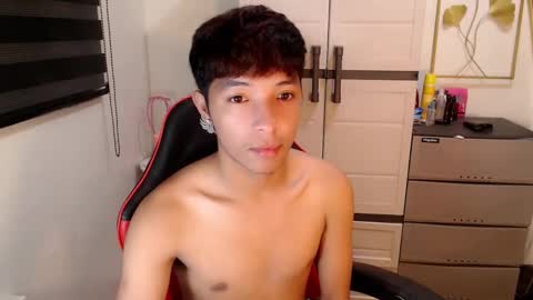 Ethan online show from March 3, 11:16 am