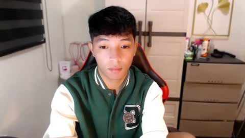 Ethan online show from May 7, 4:23 pm