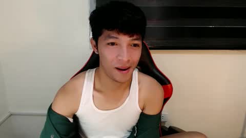 Ethan online show from June 9, 11:27 pm