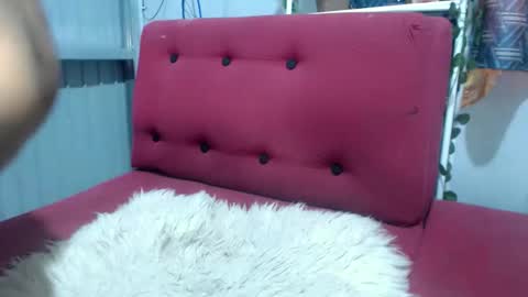 Snapshot of urhotfuckingass chatting on February 16, 8:43 am richard online show from February 16, 8:43 am