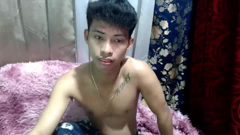 Snapshot of urhotfuckingass chatting on February 26, 3:22 pm richard online show from February 26, 3:22 pm