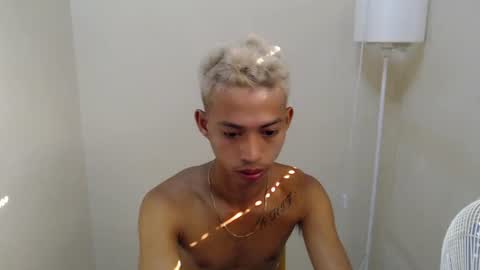 Snapshot of urhotfuckingass chatting on June 13, 11:35 pm richard online show from June 13, 11:35 pm