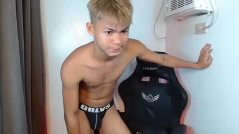 simeon ulok online show from October 3, 4:20 am