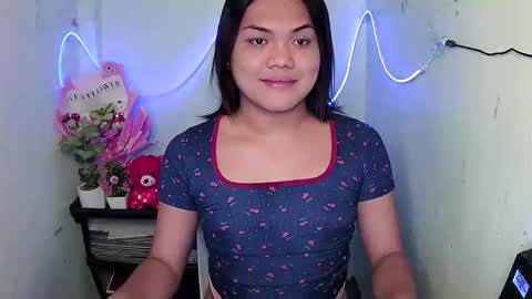 Snapshot of urhottie_bella chatting on September 14, 2:49 pm urhottie_bella online show from September 14, 2:49 pm